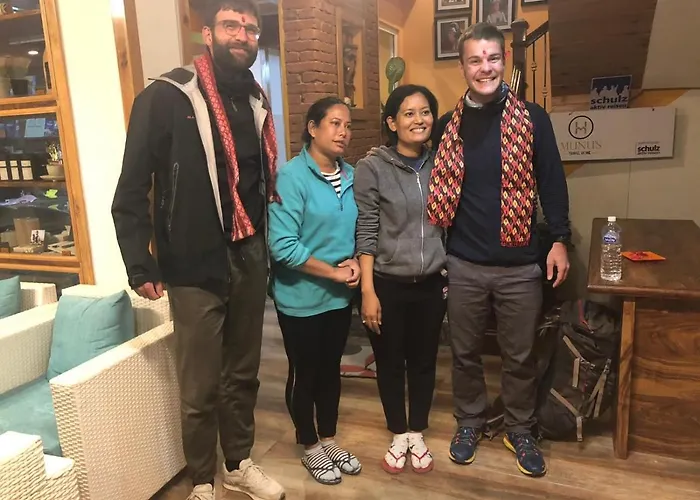 Munus Travel Is "a Peaceful Away From The City" Frühstückspension Kathmandu